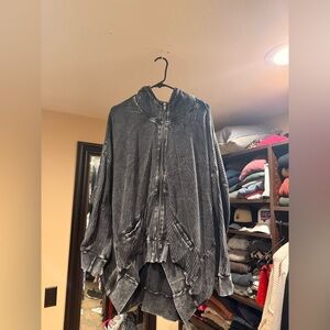 Chelsea DeBoer by Lily & Lottie Shacket